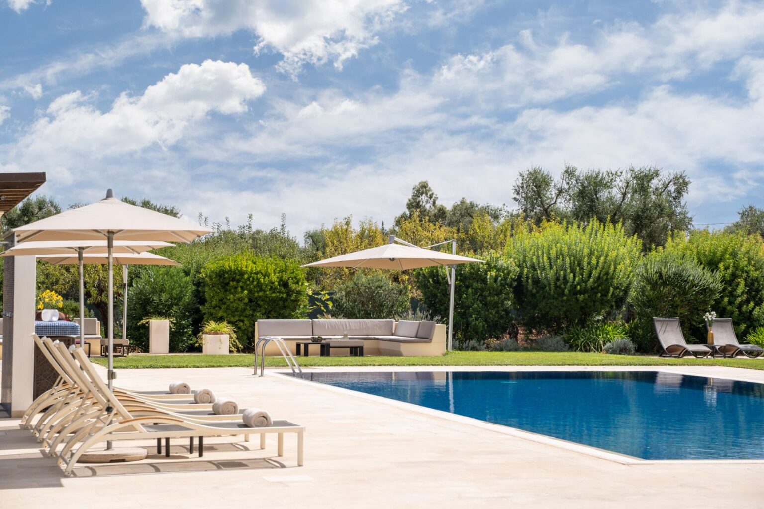 Twin Courtyard Trulli | Puglia image 3 | Only on SopranoVillas