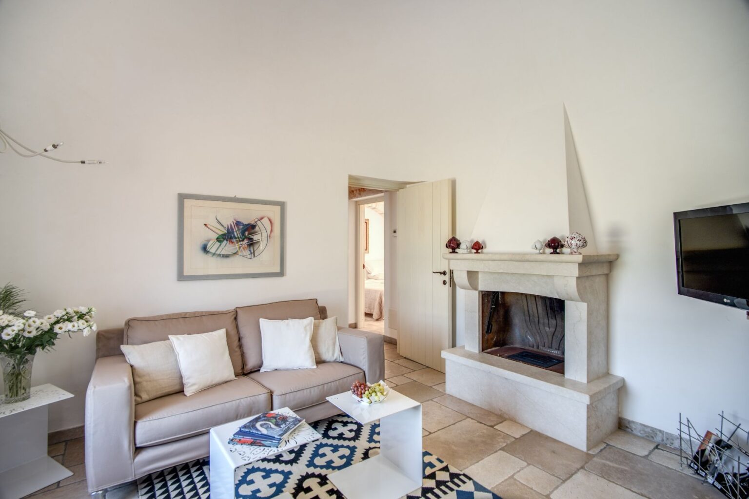 Twin Courtyard Trulli | Puglia image 4 | Only on SopranoVillas