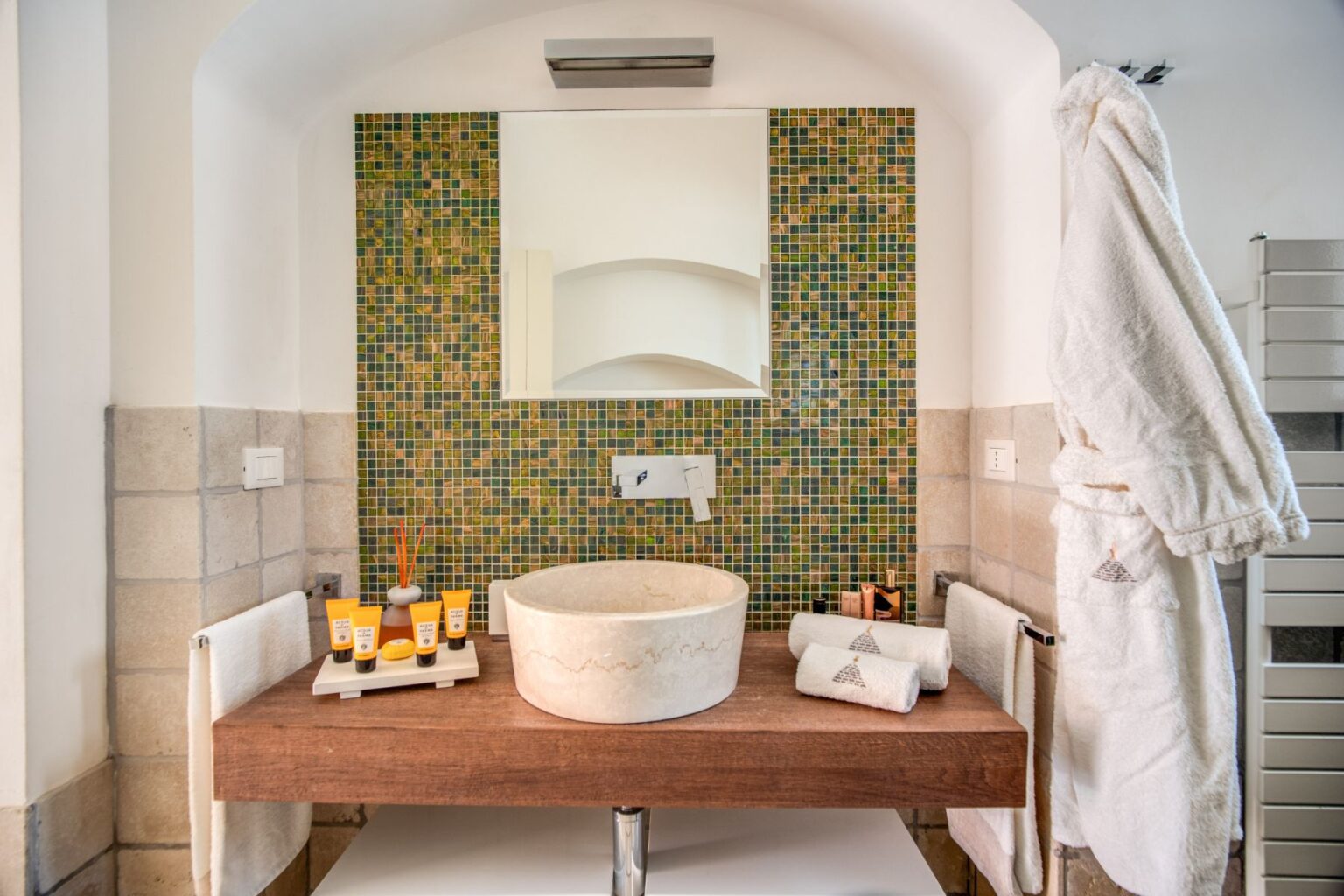 Twin Courtyard Trulli | Puglia image 12 | Only on SopranoVillas