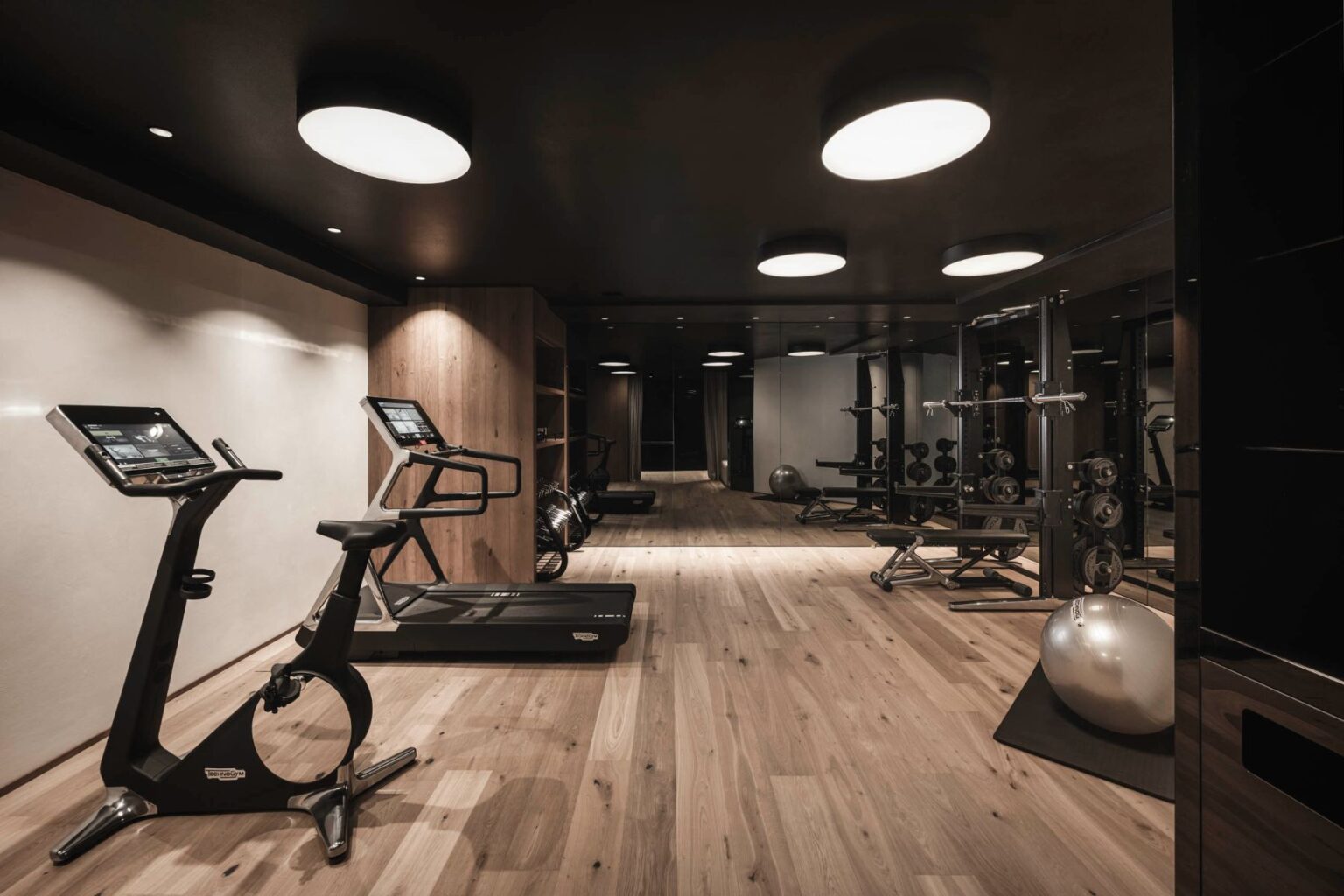 Selva Di Val Gardena Chalet image 32 | Only on SopranoVillas