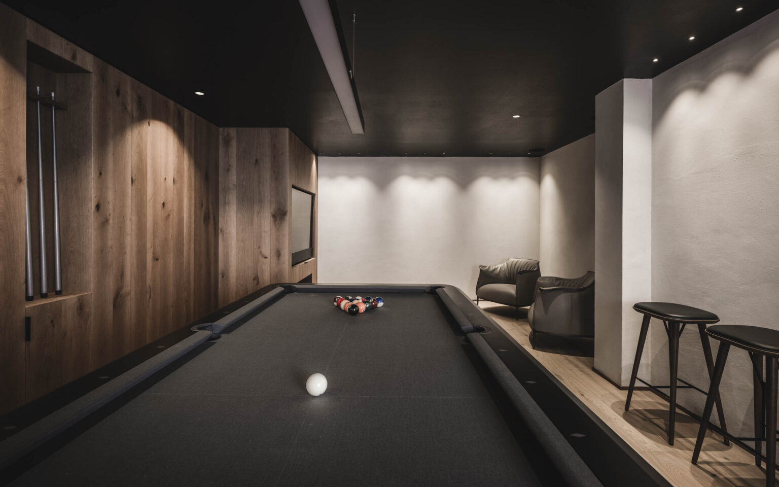 Selva Di Val Gardena Chalet image 37 | Only on SopranoVillas