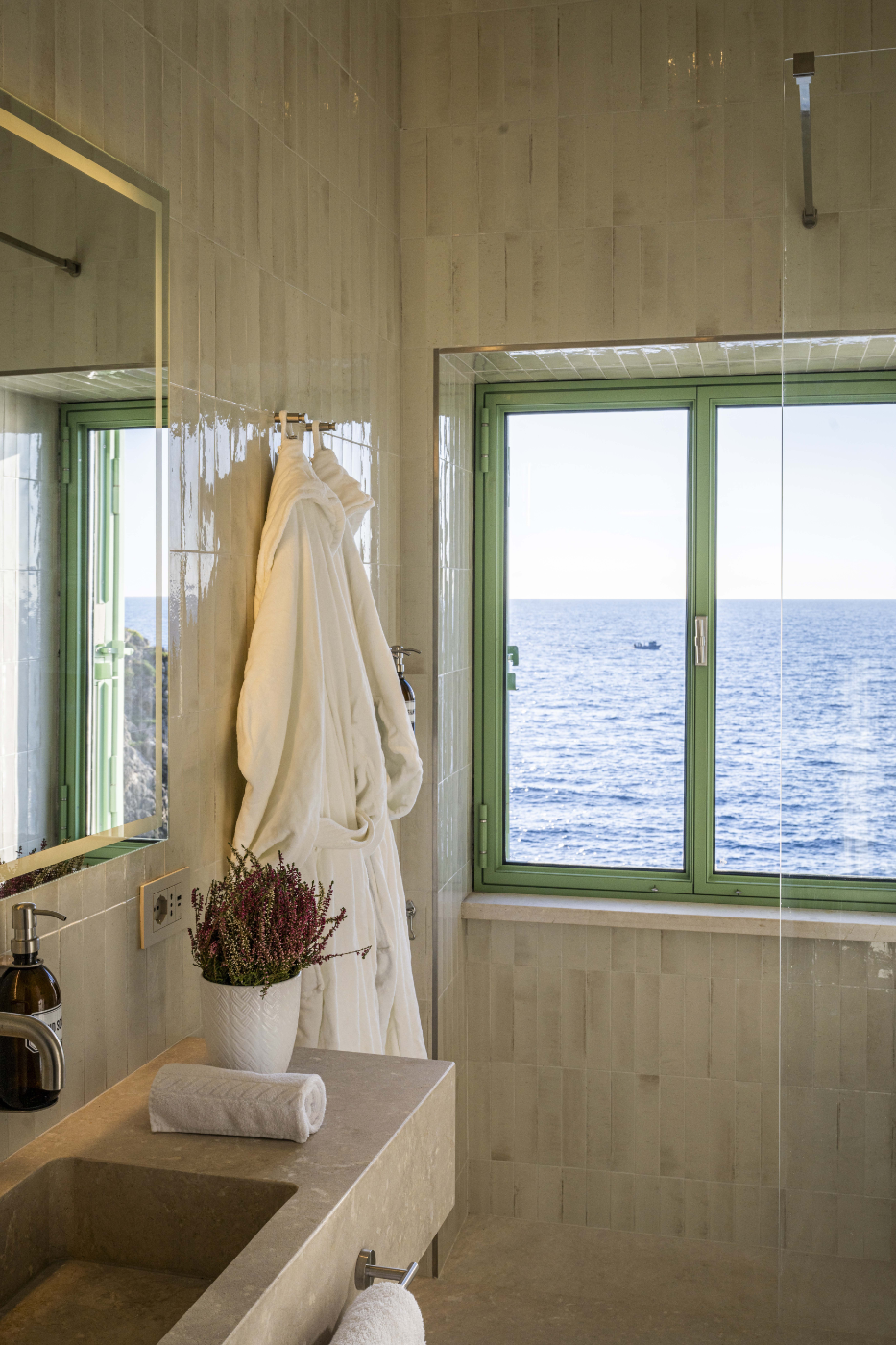 Exclusive Isca Private Island | Amalfi Coast image 29 | Only on SopranoVillas