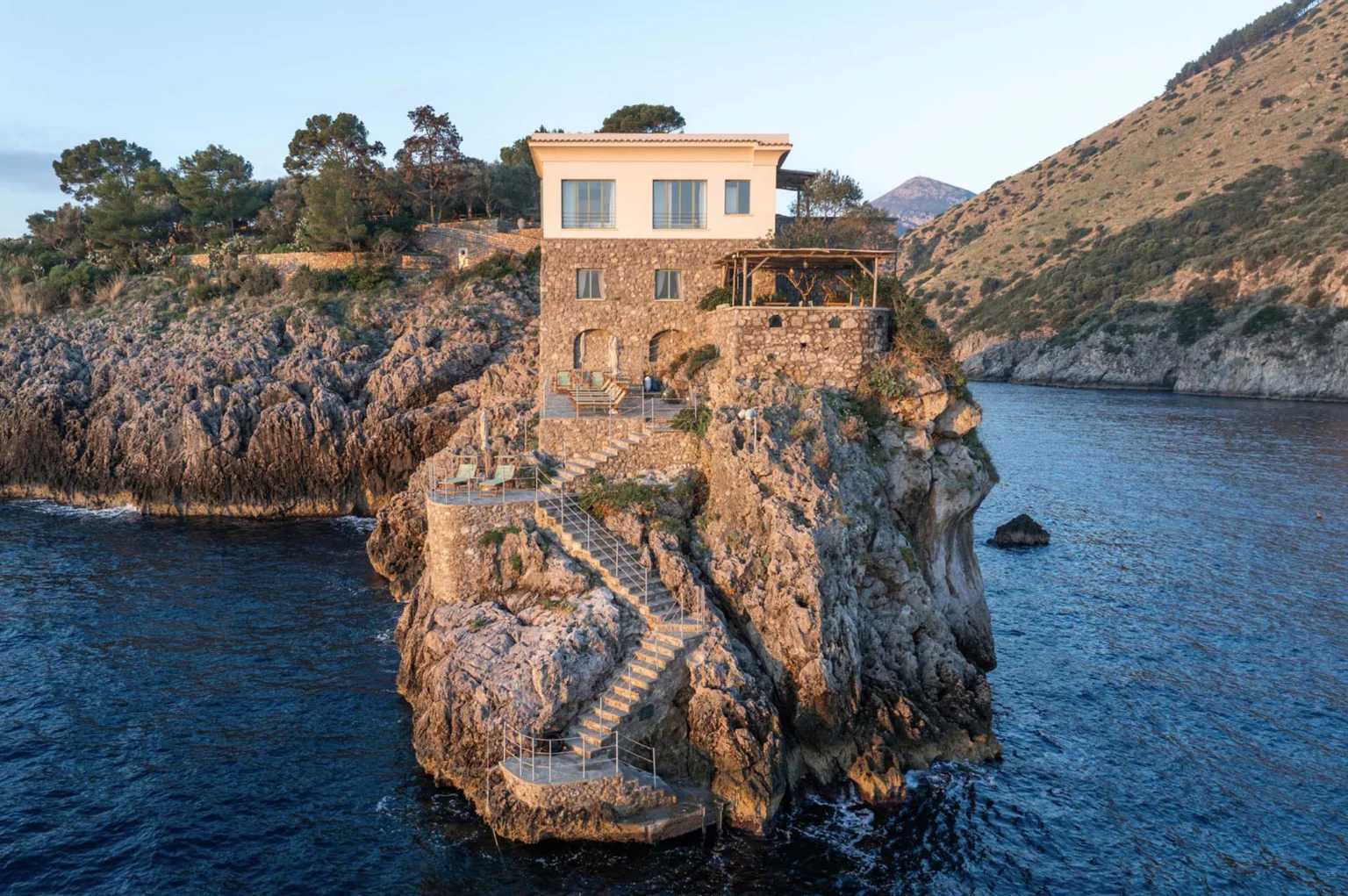 Exclusive Isca Private Island | Amalfi Coast image 2 | Only on SopranoVillas