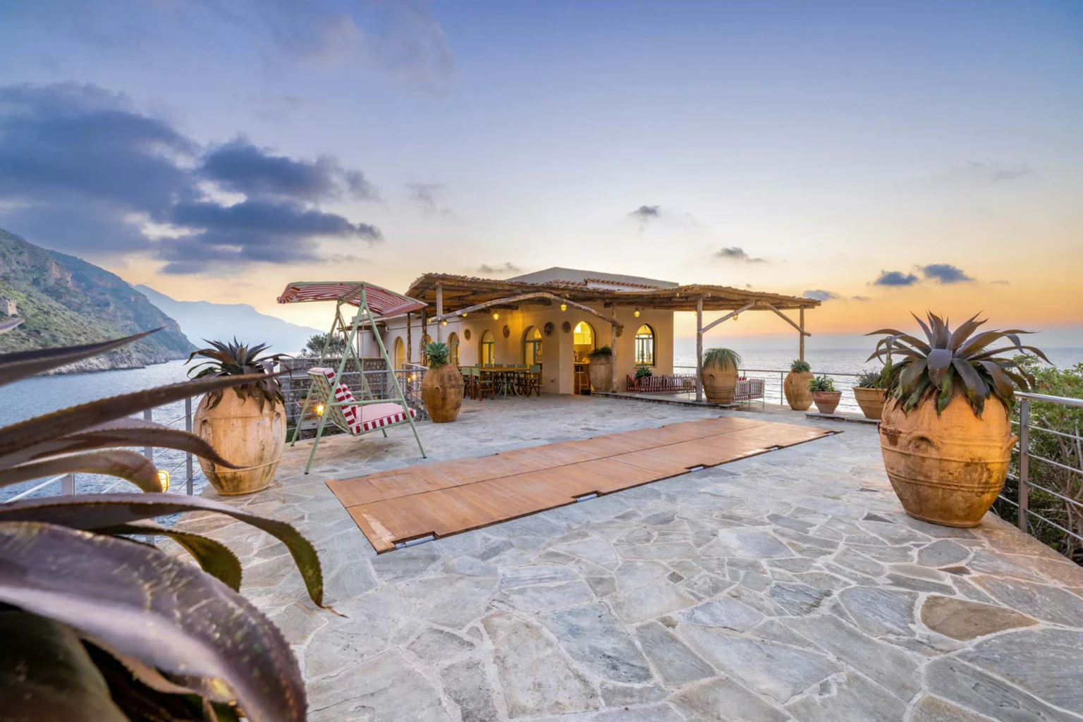 Exclusive Isca Private Island | Amalfi Coast image 41 | Only on SopranoVillas