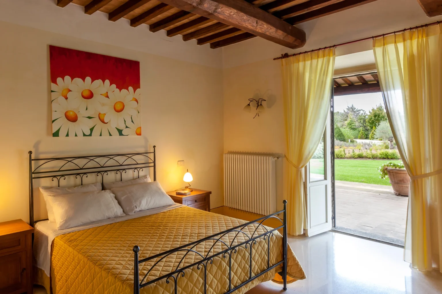 Bisenzio_Elegant_Farmhouse_Double_Bedroom_Garden_Terrace.webp | Only on SopranoVillas