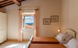  | Only on SopranoVillas