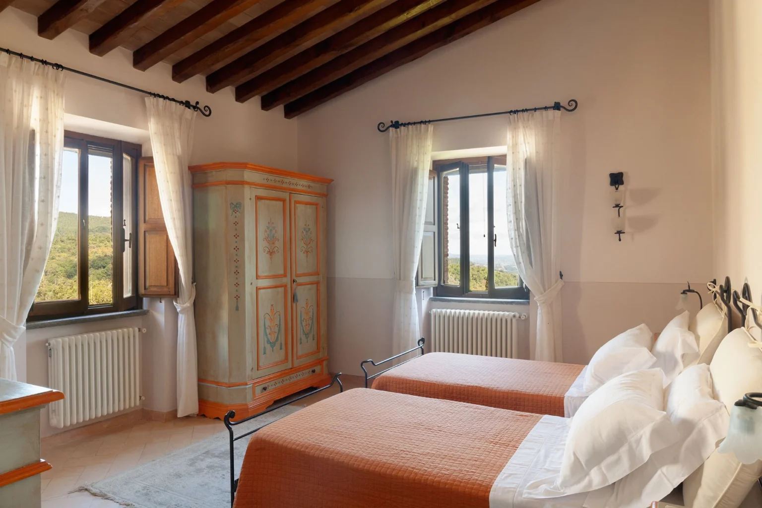 Bisenzio_Historic_Tower_Twin_Bedroom_Countryside_Views.webp | Only on SopranoVillas